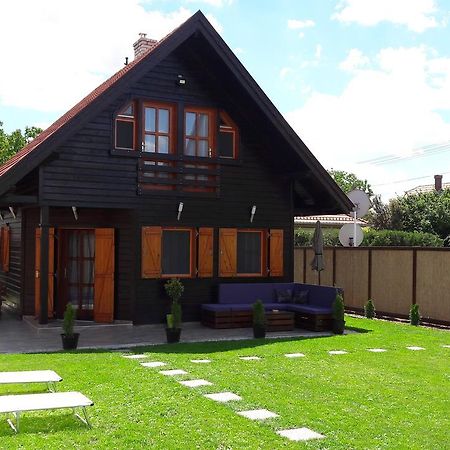 Velence Korzó Pihenőház Kapolnasnyek Exterior foto