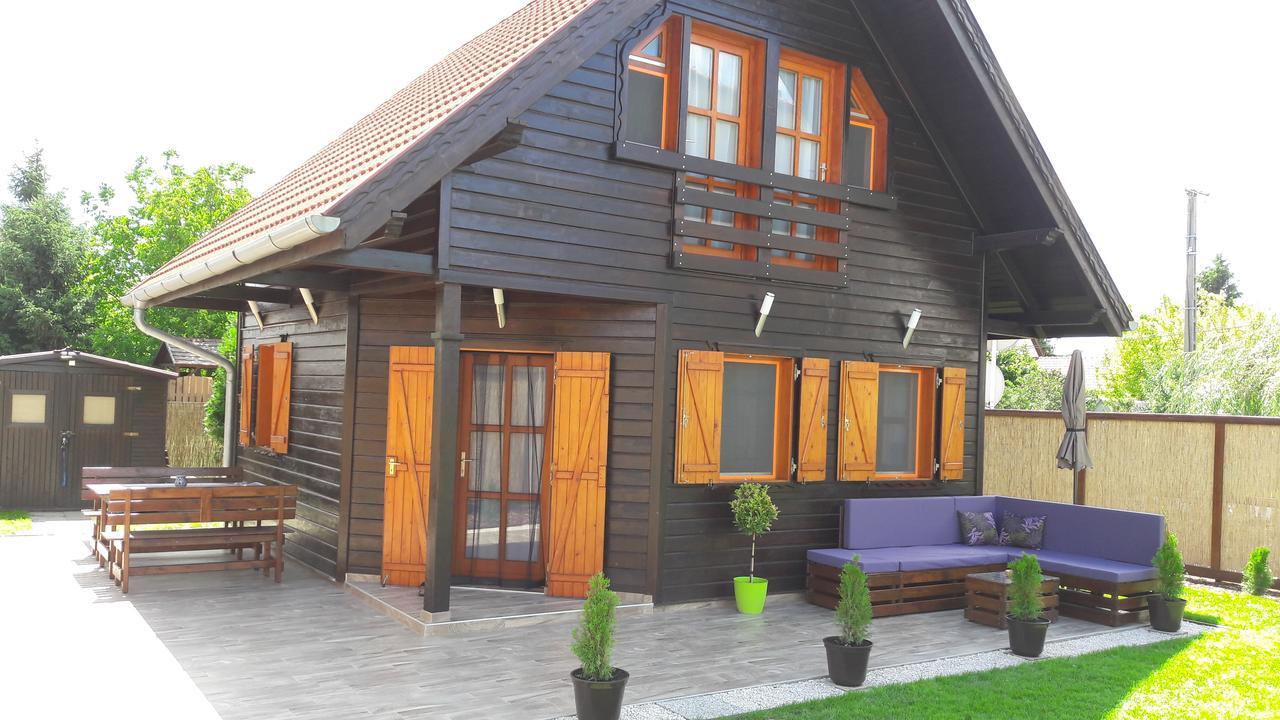 Velence Korzó Pihenőház Kapolnasnyek Exterior foto